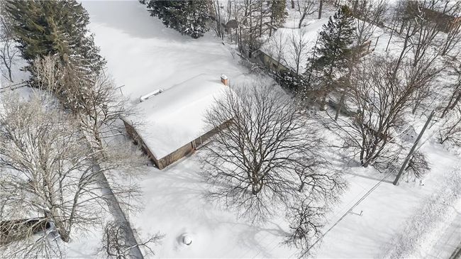 33 Golf Course Rd, House other with 3 bedrooms, 1 bathrooms and 6 parking in Conestogo ON | Image 28