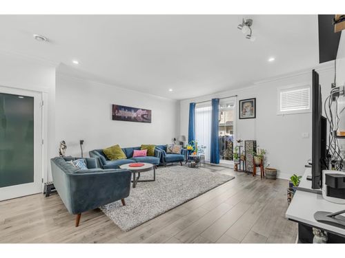 53-13898 64 Avenue, Surrey, BC, V3W1L6 | Card Image