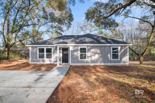 107 W 15th St, Bay Minette, AL, 36507-5032 | Card Image