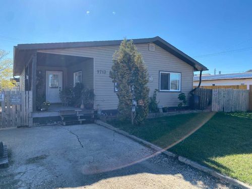 9713 104 Avenue, Clairmont, AB, T8X5E7 | Card Image