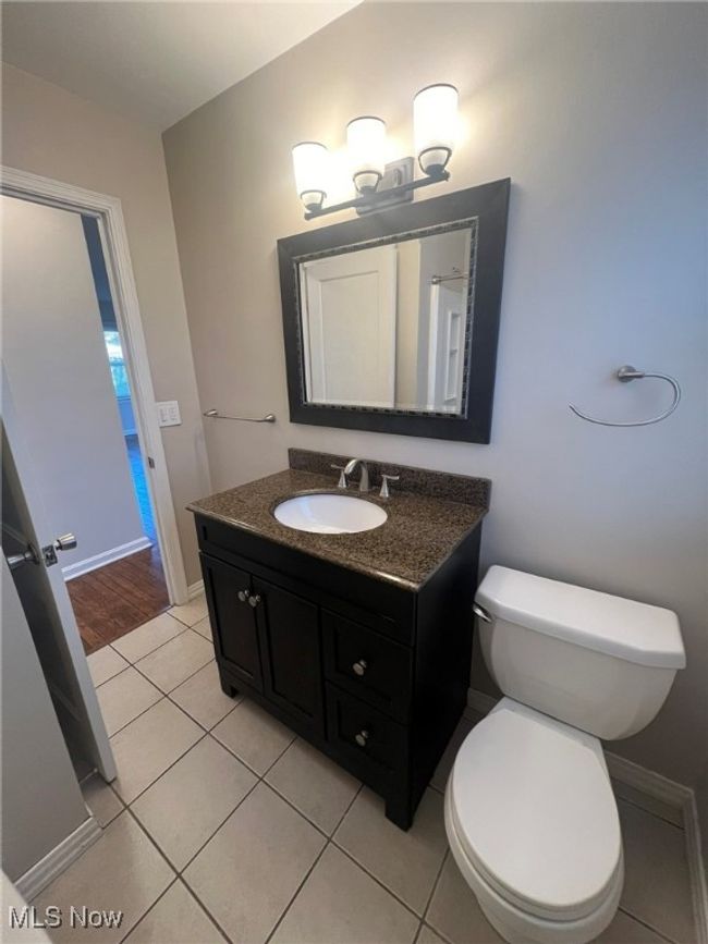 First floor full bathroom | Image 7