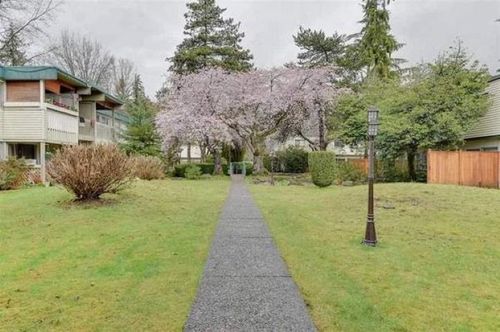849 Westview Cres, North Vancouver, BC, V7N3X9 | Card Image