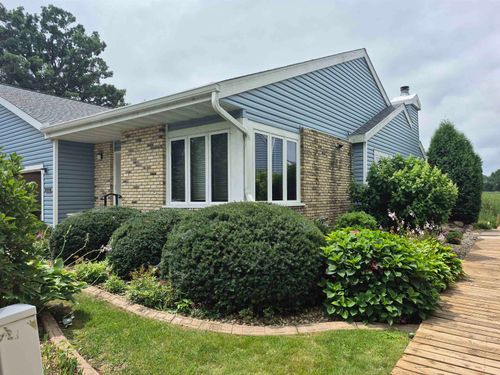5325 Lighthouse Bay Drive, Westport, WI, 53704-1114 | Card Image