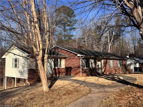 229 Woodland Dr, Elkin, NC, 28621-2433 | Card Image