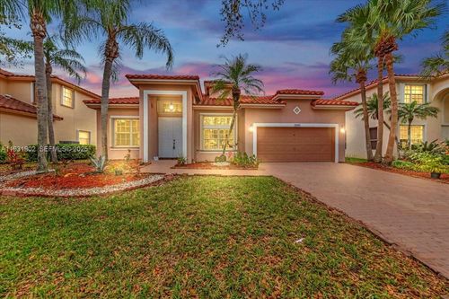 17062 Nw 16th St, Pembroke Pines, FL, 33028-1355 | Card Image