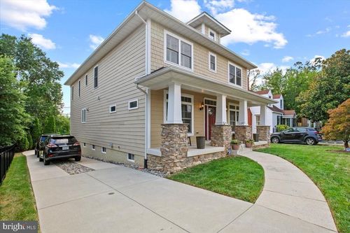 2504 Washington Blvd, ARLINGTON, VA, 22201-1118 | Card Image