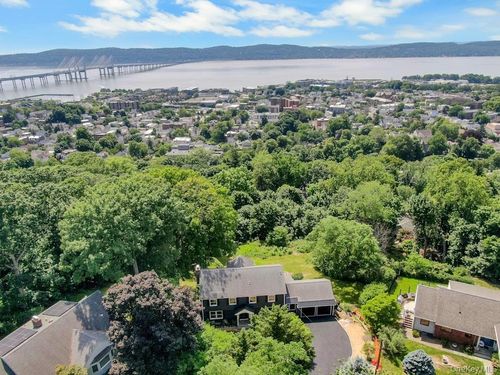 35 Walden Rd, Tarrytown, NY, 10591-3016 | Card Image