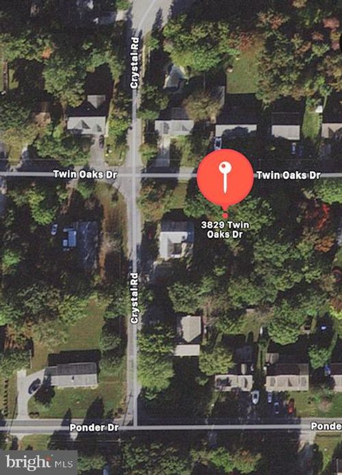 3829 Twin Oaks Dr, EDGEWATER, MD, 21037-4220 | Card Image