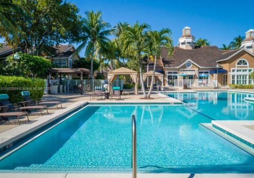 apt-313-10670 Sw 156th Pl, Miami, FL, 33196-2795 | Card Image