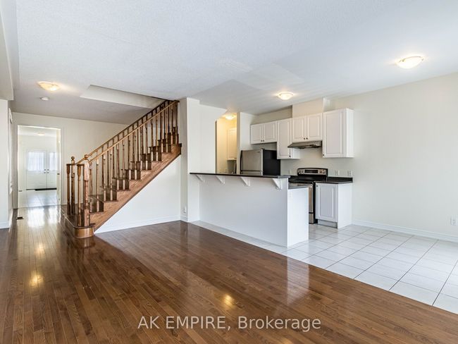 856 Miltonbrook Cres, House attached with 4 bedrooms, 3 bathrooms and 2 parking in Milton ON | Image 16