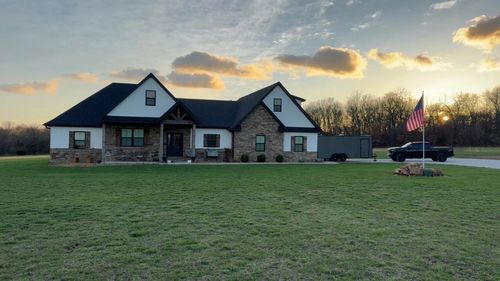 1060 E 431st Rd, Bolivar, MO, 65613-8548 | Card Image