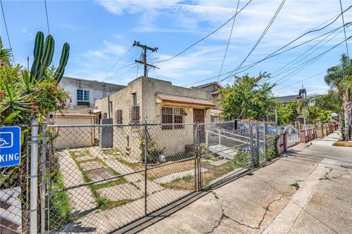 1819 Cerritos Ave, Long Beach, CA, 90806-5109 | Card Image