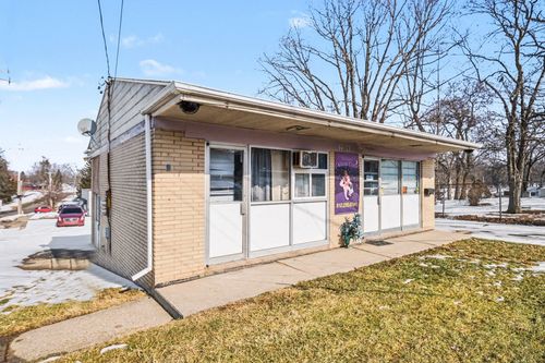 2668 W Court Street, Flint, MI, 48503 | Card Image