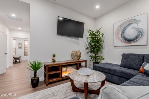 103-12005 N Panorama Dr, Fountain Hills, AZ, 85268-4674 | Card Image