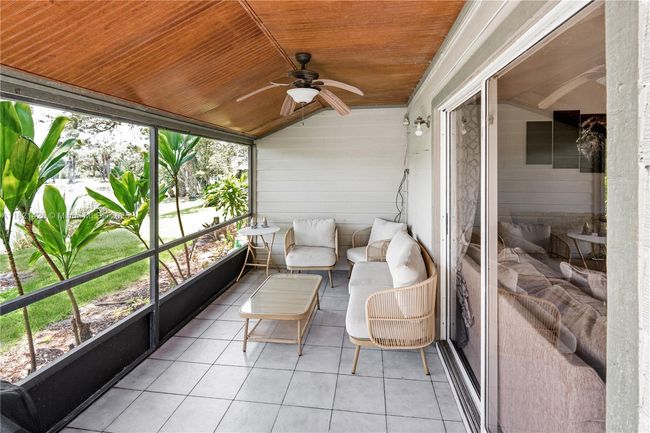 894 Ne Sandalwood Pl, Townhouse with 3 bedrooms, 3 bathrooms and null parking in Jensen Beach FL | Image 32