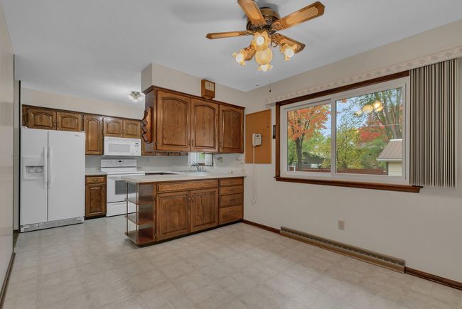 119 7 Th Ave Se, House other with 4 bedrooms, 2 bathrooms and null parking in Saint Joseph MN | Image 6