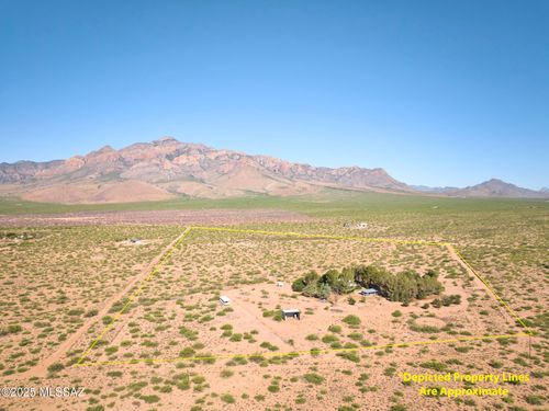 285 W Red Dog Rd, Portal, AZ, 85632-8058 | Card Image