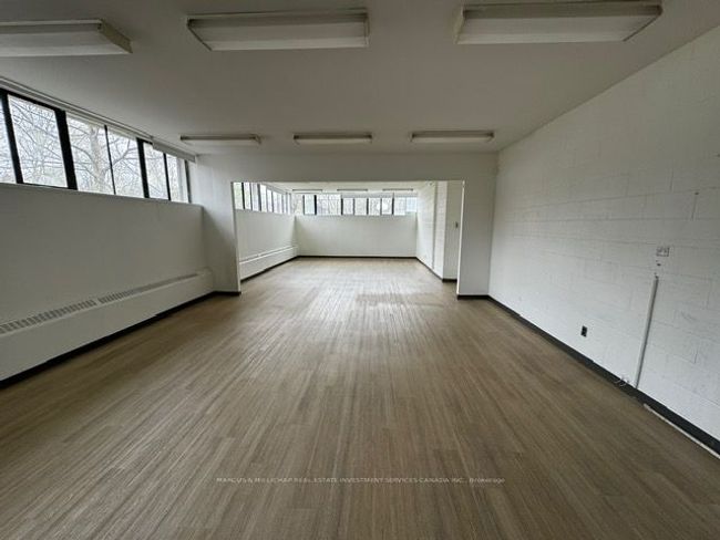 585 Cranbrooke Ave, Home with 0 bedrooms, 0 bathrooms and null parking in North York ON | Image 12