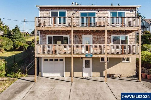 3116 Nw Oar Dr, Lincoln City, OR, 97367-4735 | Card Image