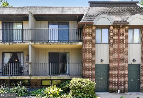 53a-828 Putnam Blvd, WALLINGFORD, PA, 19086-6704 | Card Image