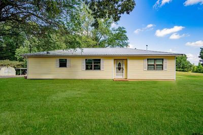 1542 Nw Cr 1018, Home with 3 bedrooms, 2 bathrooms and null parking in Mt Vernon TX | Image 1