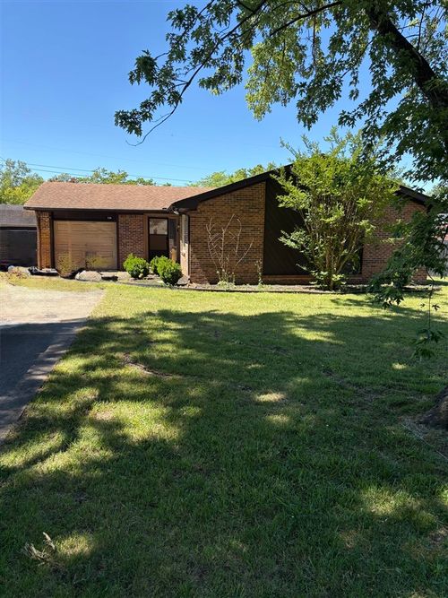328 Valleybrook Ave, Bowling Green, KY, 42101-3636 | Card Image