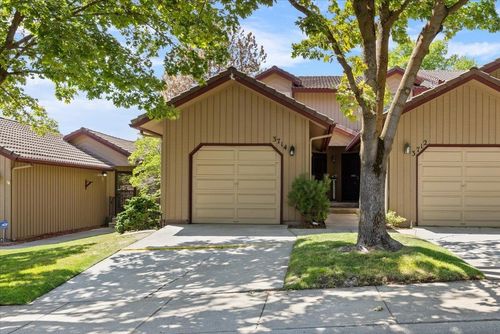 3714 S Alder Cir, Spokane, WA, 99223-7302 | Card Image