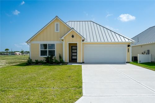 1018 Saint Croix Dr, Rockport, TX, 78382-1111 | Card Image