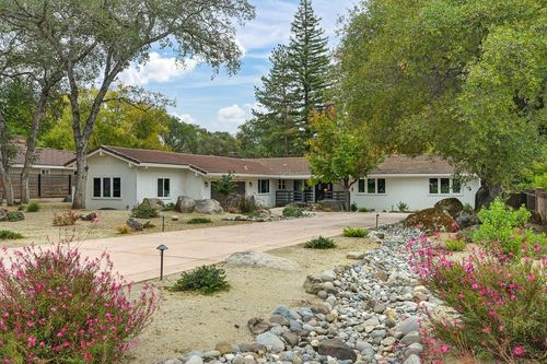 8395 W Hidden Lakes Dr, Granite Bay, CA, 95746-9543 | Card Image