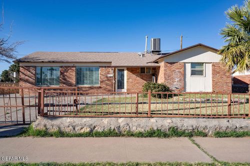 4737 Ambassador Dr, El Paso, TX, 79924-2950 | Card Image