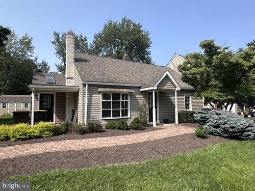 263 Towamencin Ave, HATFIELD, PA, 19440-3025 | Card Image