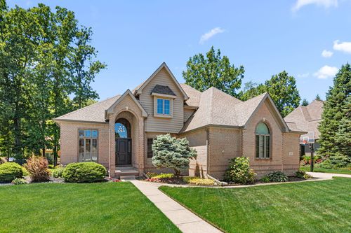 2505 Inverness Dr, Valparaiso, IN, 46383-3261 | Card Image