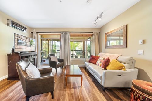 104-2860 Trethewey St, Abbotsford, BC, V2T0G5 | Card Image