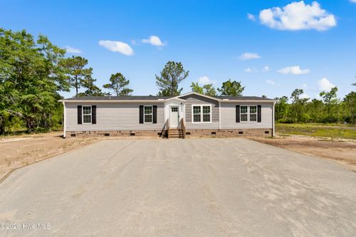 6812 Lewis Dr, Winnabow, NC, 28479-5057 | Card Image