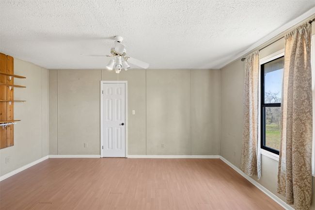 1949 County Road 347 Loop, Home with 3 bedrooms, 2 bathrooms and 3 parking in Gause TX | Image 14
