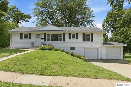 1251 Bellaire Boulevard, Bellevue, NE, 68005 | Card Image