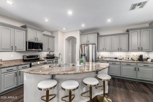 7220 W Ashby Dr, Peoria, AZ, 85383-3075 | Card Image