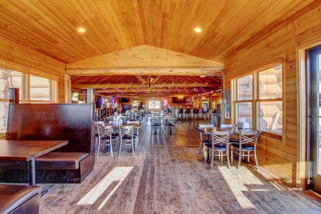 View from south end of restaurant | Image 14