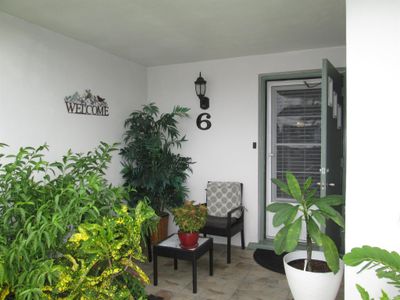 6 - 2638 E Gately Drive, Condo with 2 bedrooms, 2 bathrooms and null parking in West Palm Beach FL | Image 3