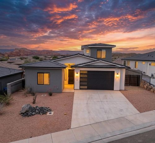 734 N 3025 W, Hurricane, UT, 84737-3650 | Card Image