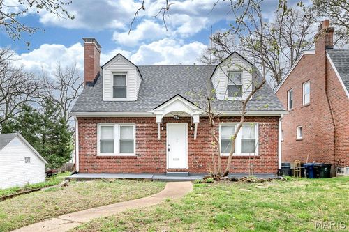 7710 Saint Albans Ave, Richmond Heights, MO, 63117-2007 | Card Image
