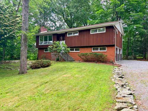 94 Whangtown Rd, Carmel, NY, 10512-4027 | Card Image