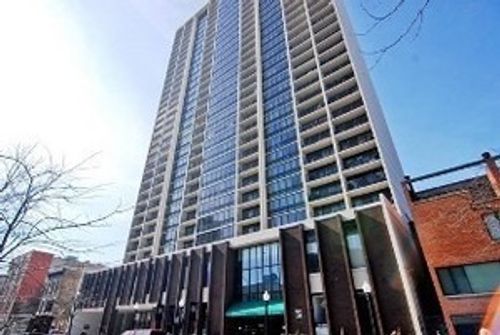 3310-1636 N Wells St, Chicago, IL, 60614-6025 | Card Image