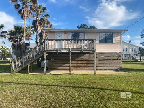 221 W 6th Ave, Gulf Shores, AL, 36542-6447 | Card Image