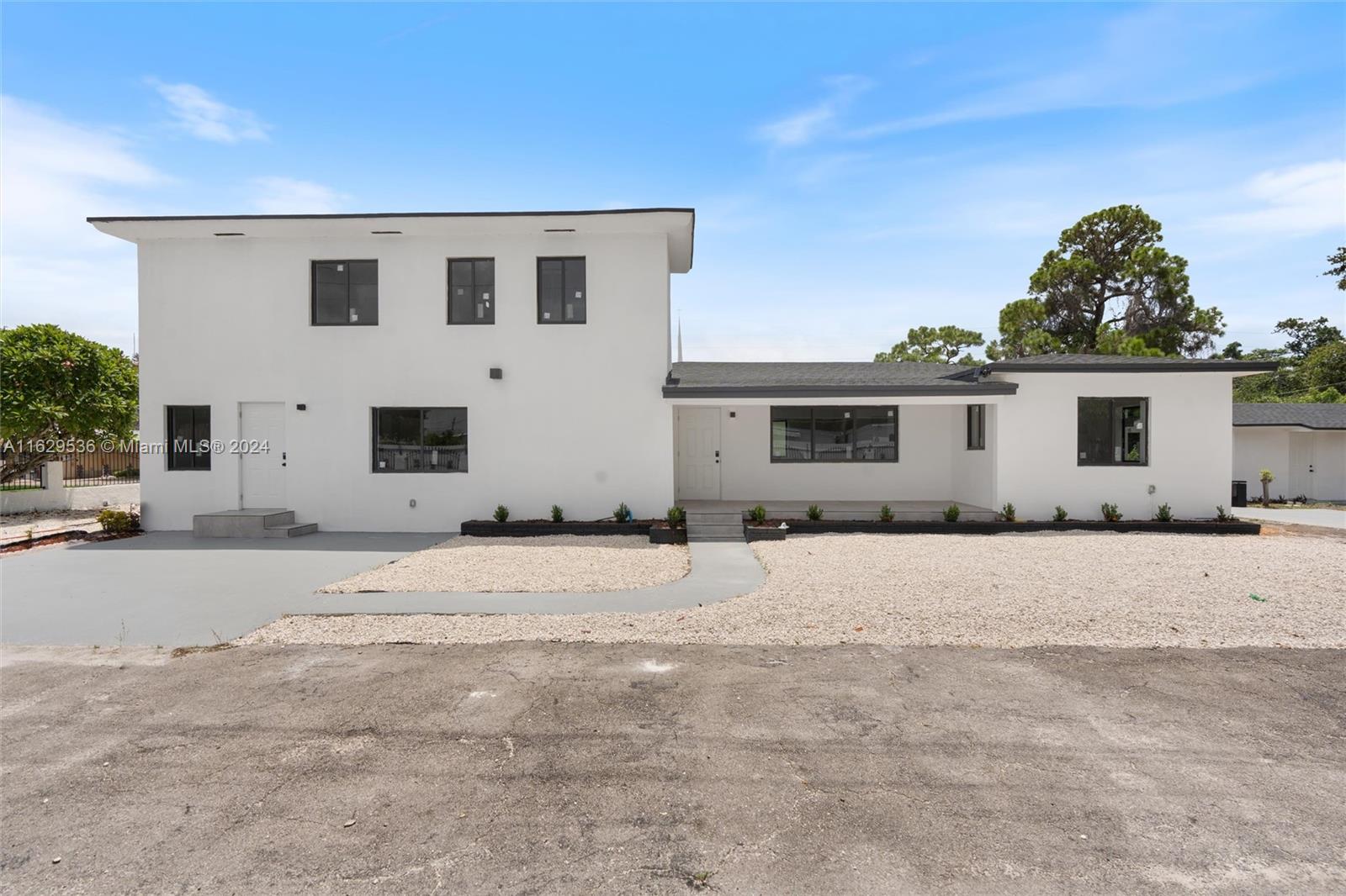 68th St, Miami, FL 33147