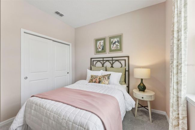 917 Pearlwood Loop, House other with 4 bedrooms, 2 bathrooms and null parking in EAGLE LAKE FL | Image 25