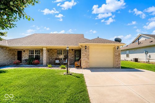 2059 Pelican Dr, Franklin, IN, 46131-7768 | Card Image