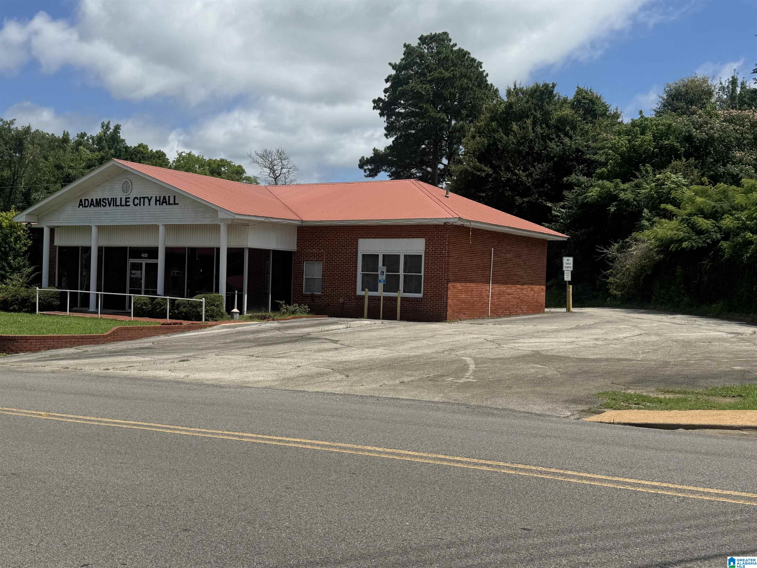 Commercial Sale in ADAMSVILLE 4