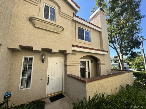 201 Laurel Ave, Brea, CA, 92821-5595 | Card Image