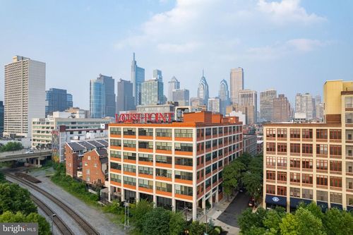 213-2429 Locust St, PHILADELPHIA, PA, 19103-5557 | Card Image